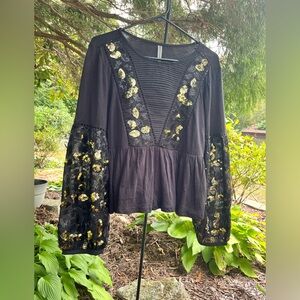 NWT Anthropologie Neale Sequined Puffed Sleeve Blouse